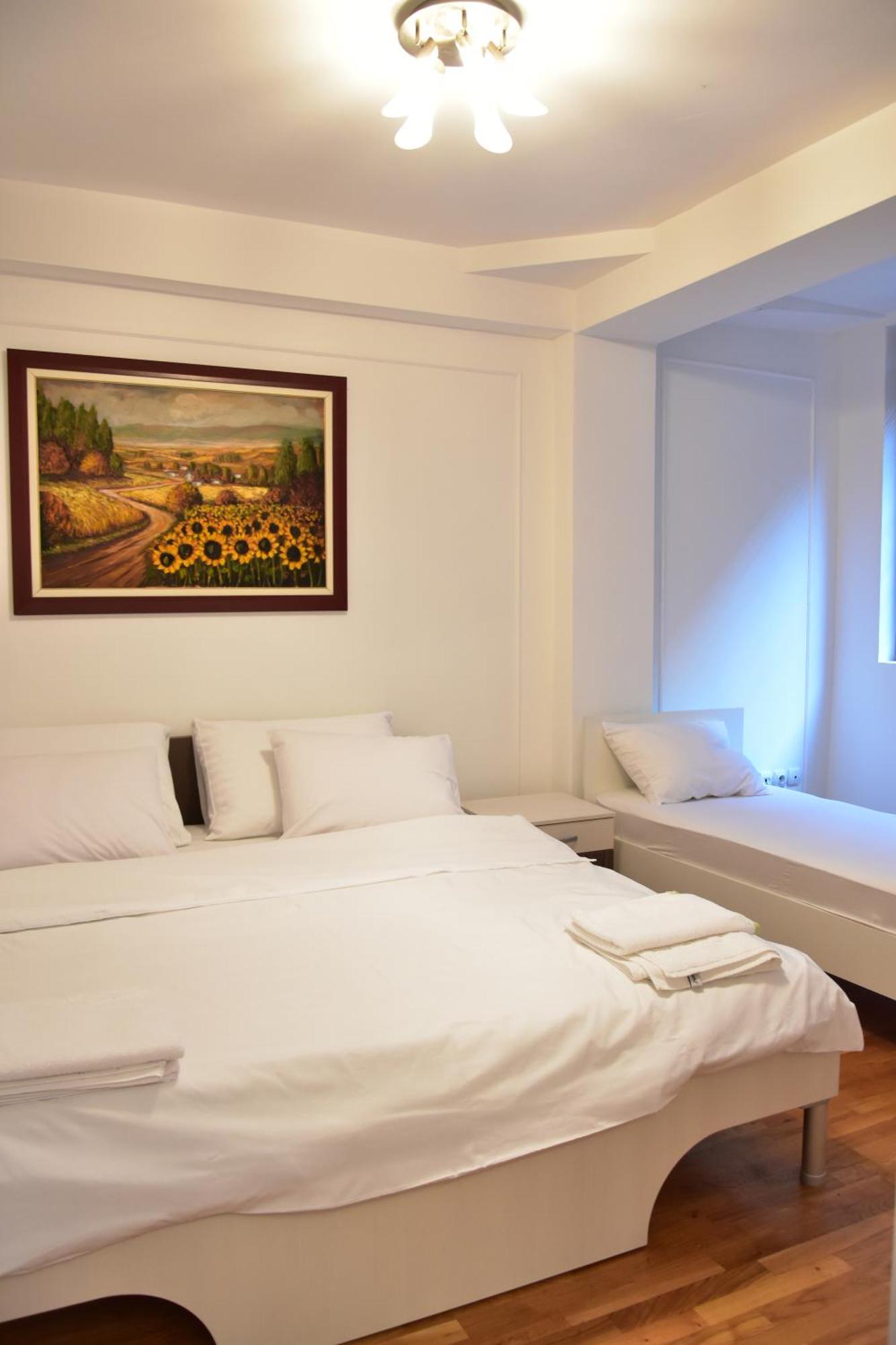 Central Elegance Apartments Skopje Eksteriør billede